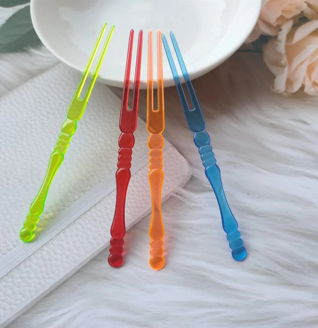 FRUIT PICKS, PLASTIC, MIX COLOUR (50 PCS)